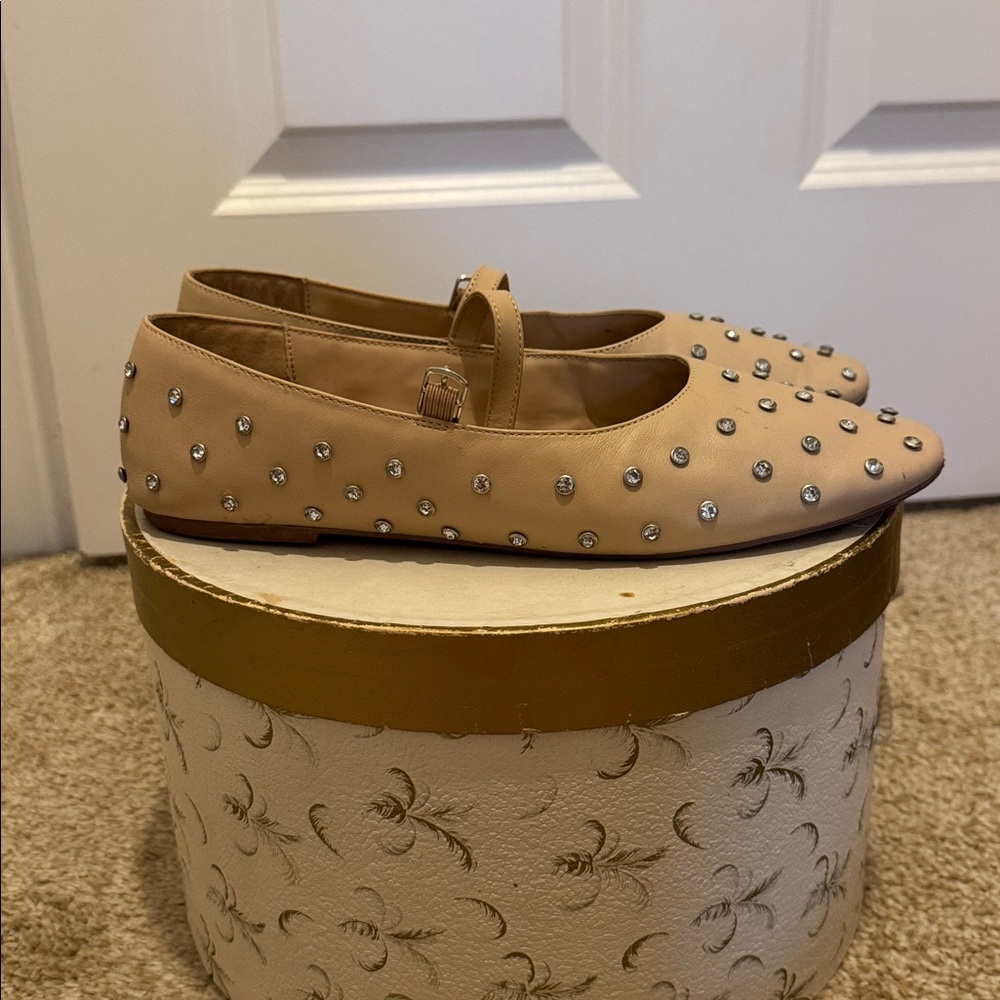 Aldo beige and sparkly stud ballet flat - Picture 4 of 6